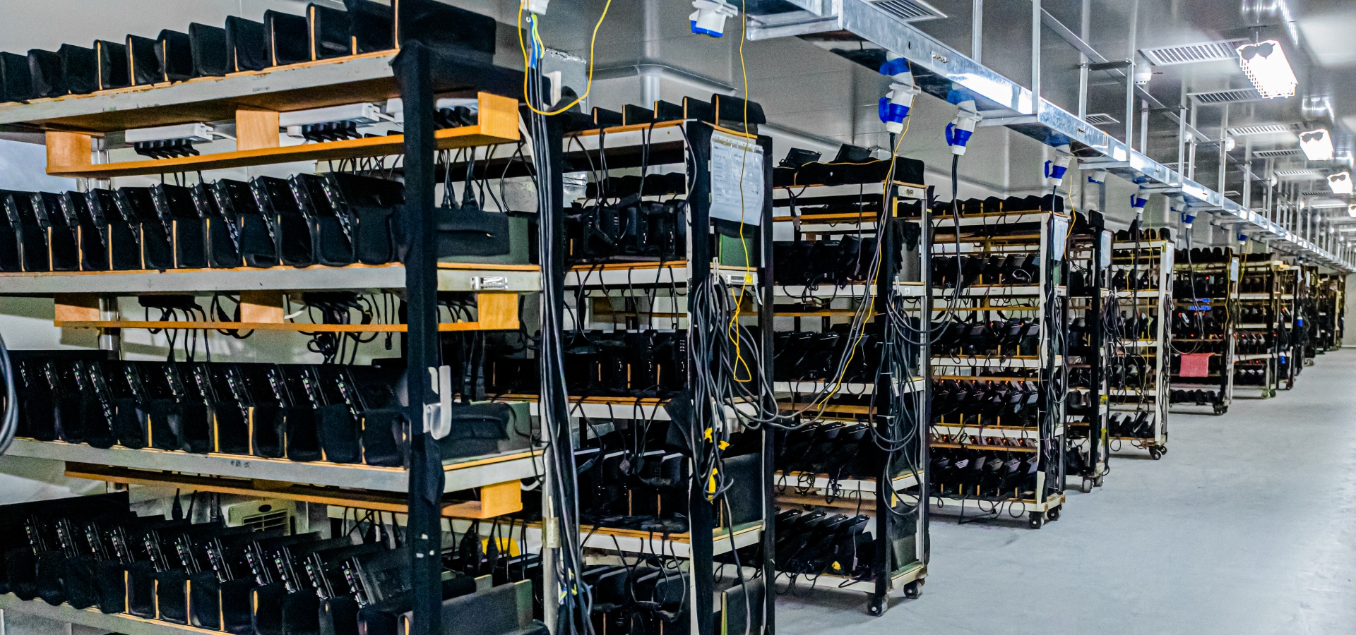 Our intelligent production includes SMT high-speed chip mounters and automated assembly lines. Power